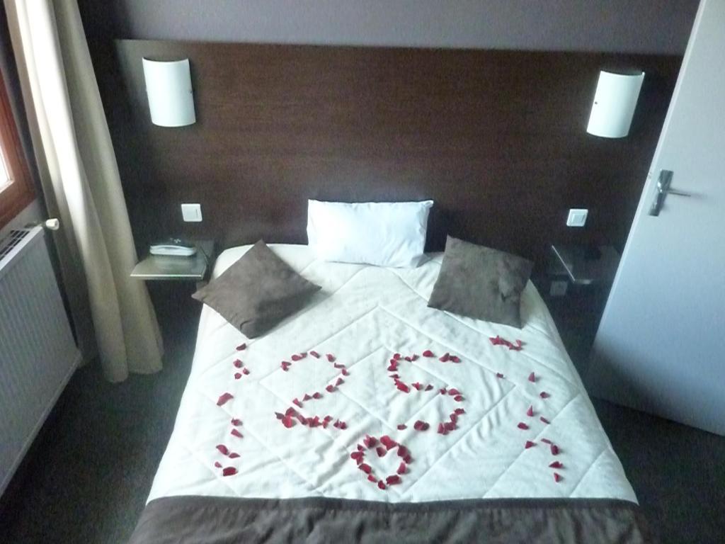 Hotel De L'Europe Pierre-Bénite Zewnętrze zdjęcie